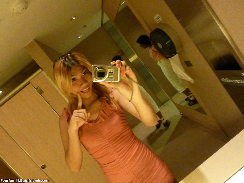 Transexual Mall Date Jerkoff